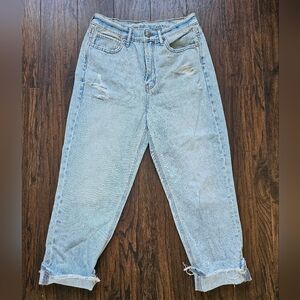 Light Wash Distressed Highest Rise Boyfriend Women’s Relaxed Jeans